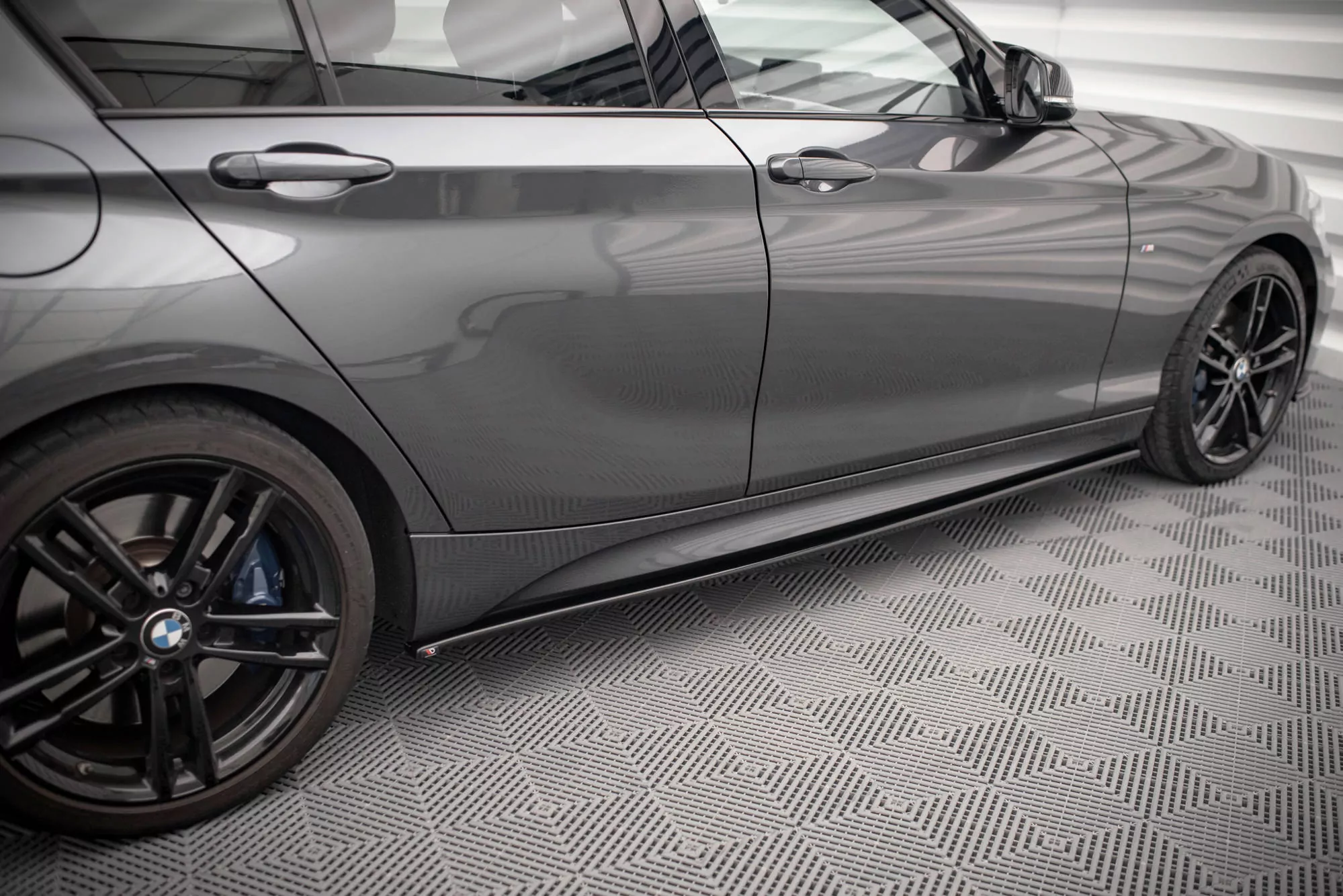 Seitenschweller Ansatz Passend Für Passend Für BMW 1er F20/F21 M-Power FL Schwarz Hochglanz Schwarz Hochglanz