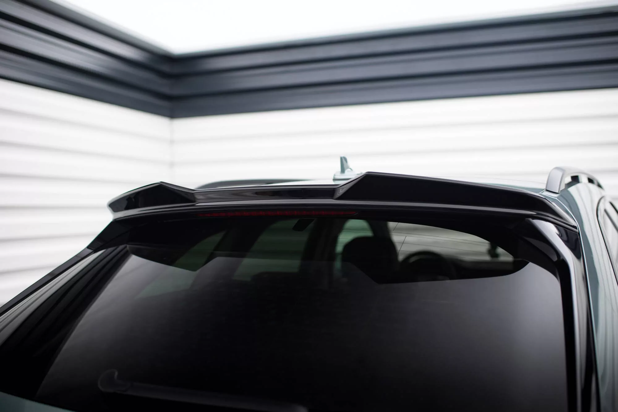Spoiler CAP Für 3DAudi A6 Avant / A6 Allroad / A6 S-Line Avant / S6 Avant C8 / C8 Facelift Schwarz Hochglanz