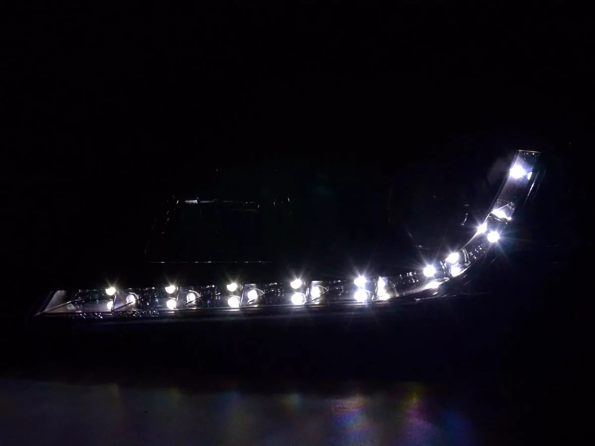 Scheinwerfer Set Daylight LED TFL-Optik Skoda Octavia Typ 1Z Bj. 04-08 schwarz