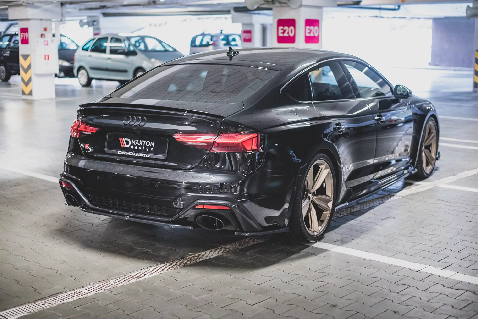 Seitenschweller Ansatz Für Audi RS5 Sportback F5 Facelift Schwarz Hochglanz