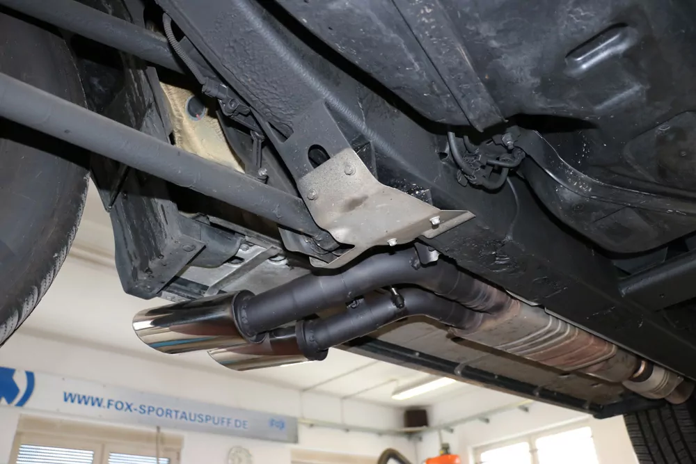 Mercedes G-Klasse G500 310kW - 463  Endrohr zum anstecken - 2x115x85 Typ 38 rechts und links unterm Trittbrett