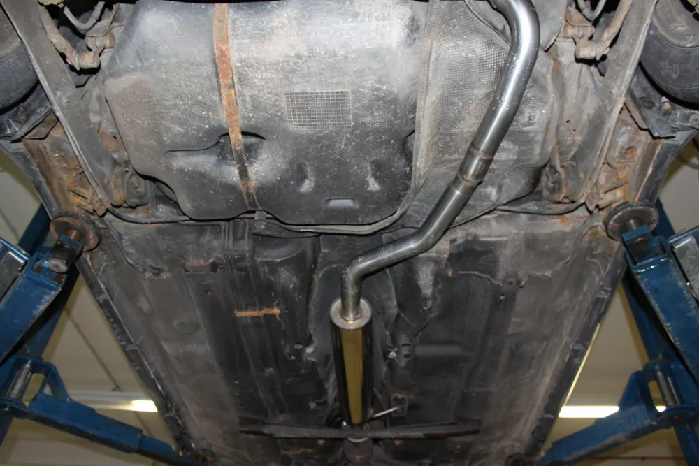 Nissan Primera P12 Limousine/ Traveller  Vorschalldämpfer