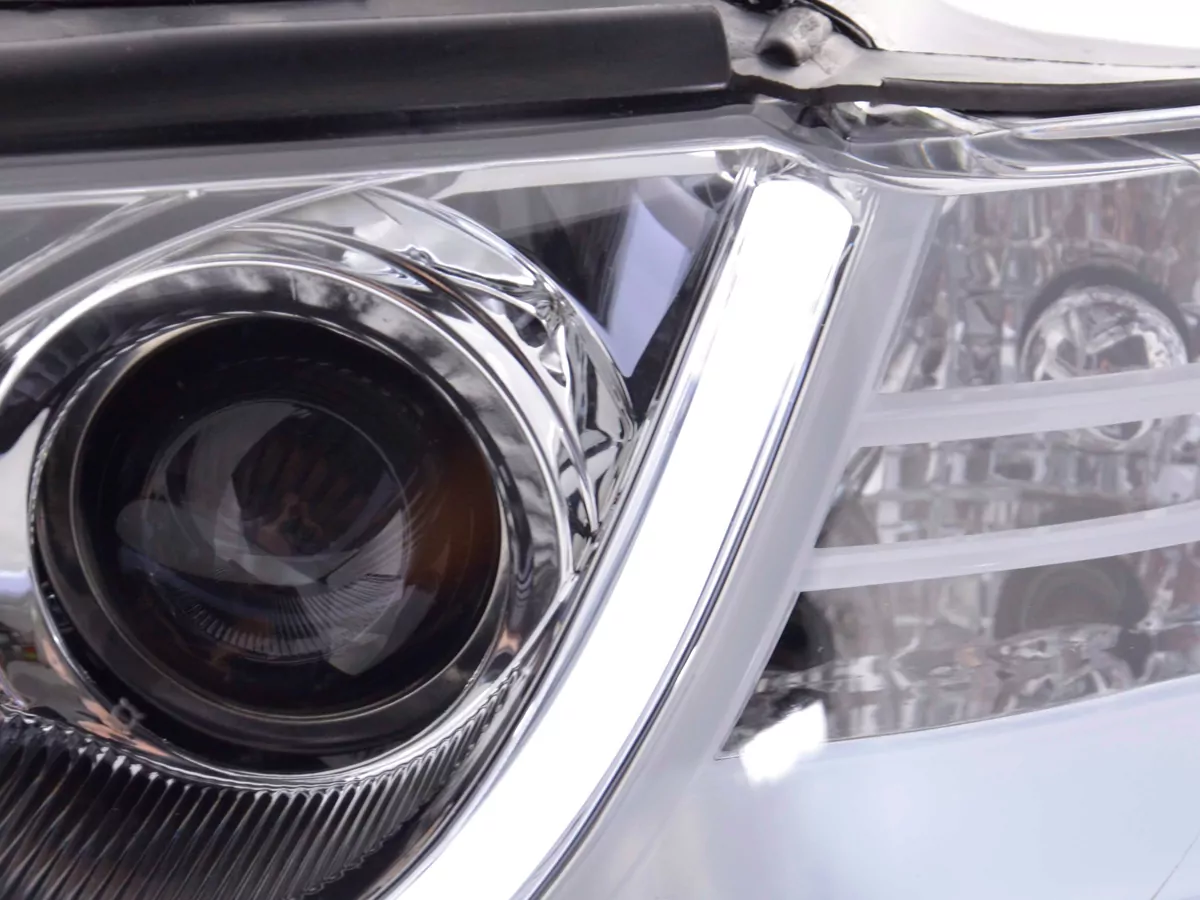 Scheinwerfer Set Daylight LED TFL-Optik Audi A4 Typ 8E Bj. 01-04 chrom
