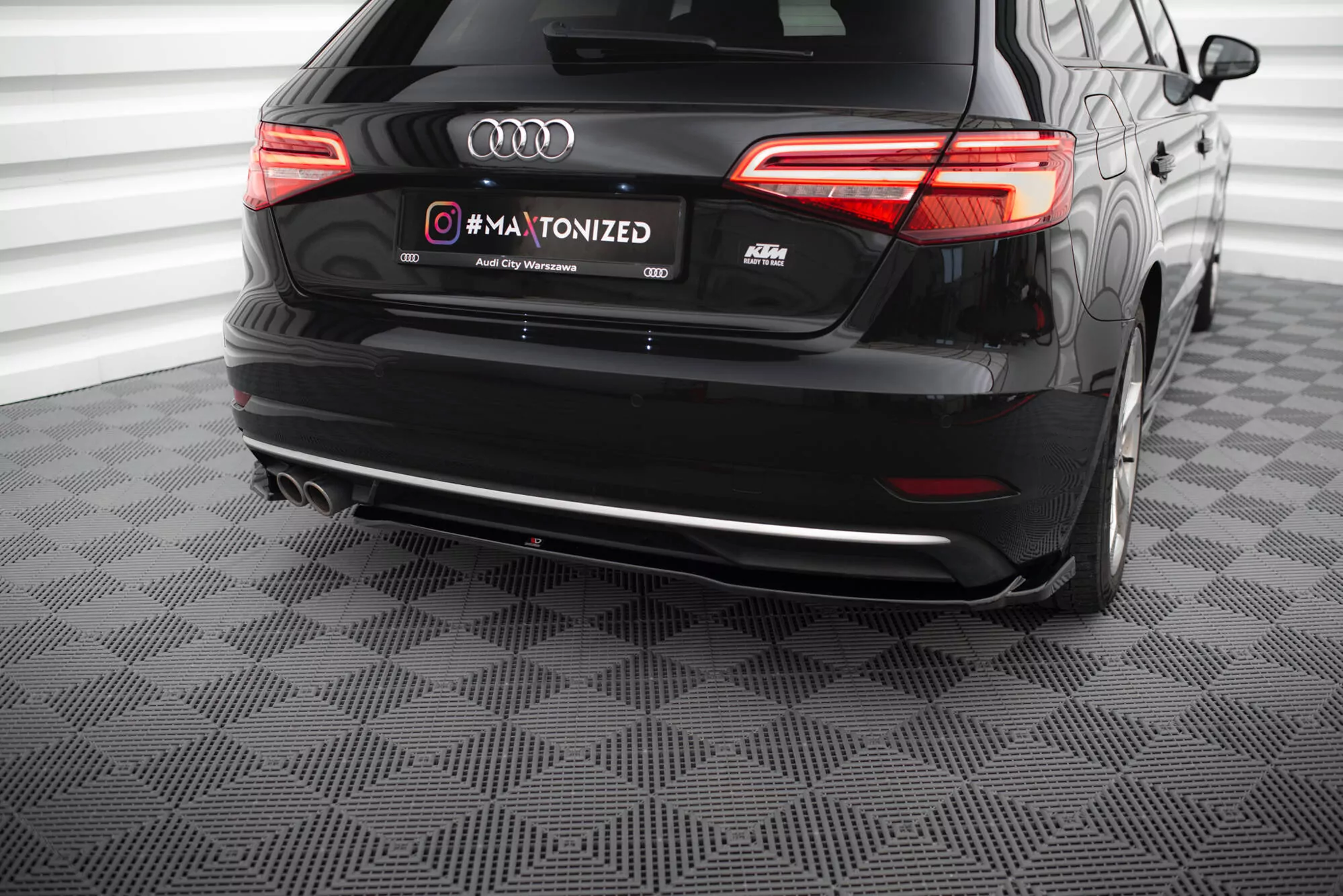 Heck Ansatz Flaps Diffusor Für Audi A3 Sportback 8V Facelift Schwarz Hochglanz