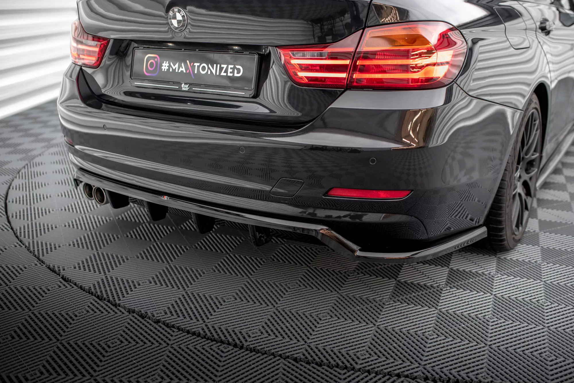 Mittlerer Diffusor Heck Ansatz DTM Look Für BMW 4er Gran Coupe F36  Schwarz Hochglanz