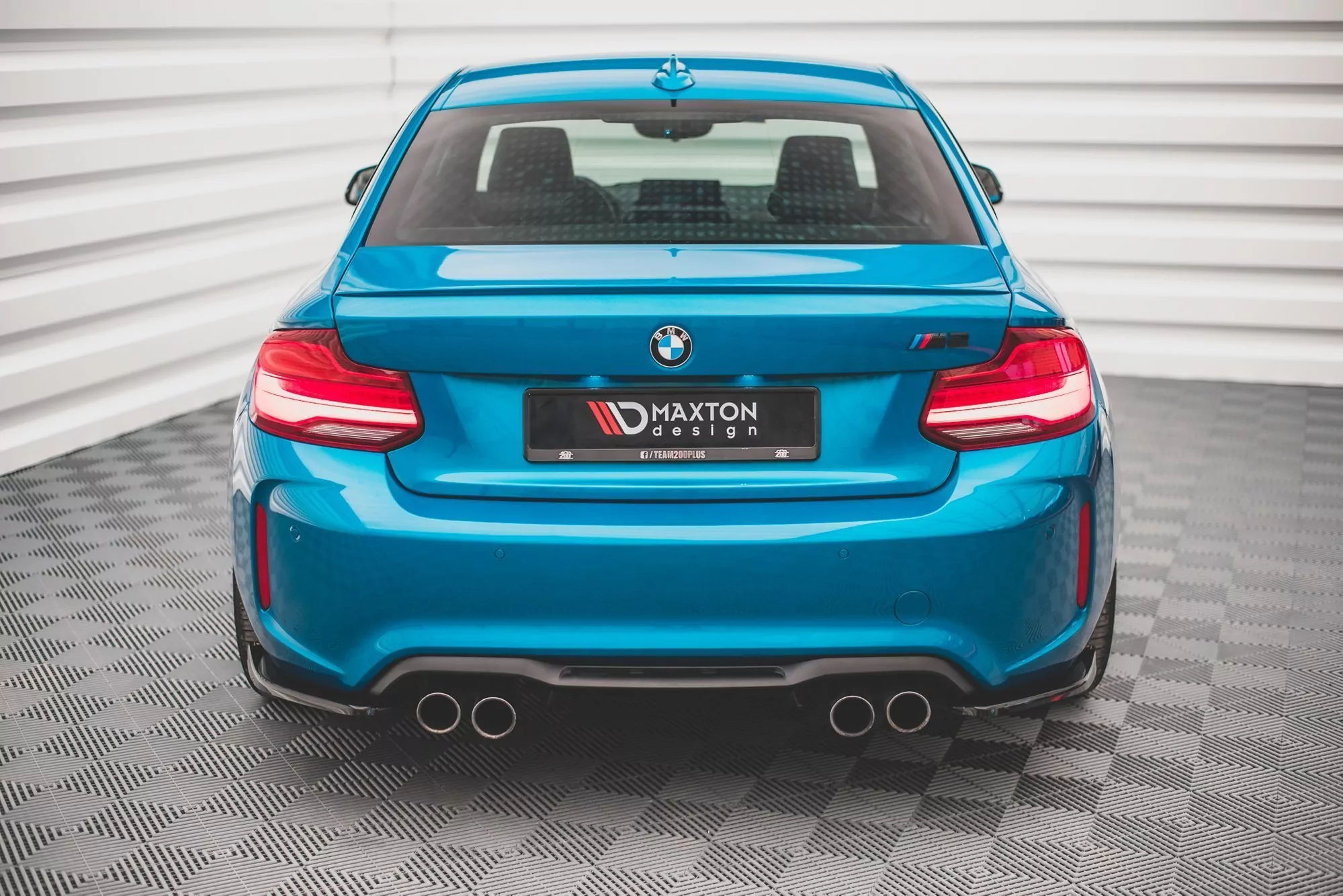 Heck Ansatz Flaps Diffusor V.2 Für BMW M2 F87 Schwarz Hochglanz