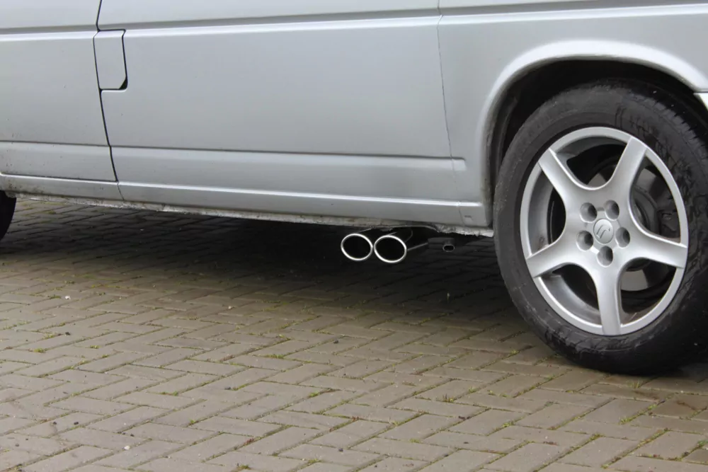 VW T4 - 2,5l TDI  Sidepipe bestehend aus End- und Vorschalldämpfer mit Ausgang an der Fahrerseite - 2x106x71 Typ 38
