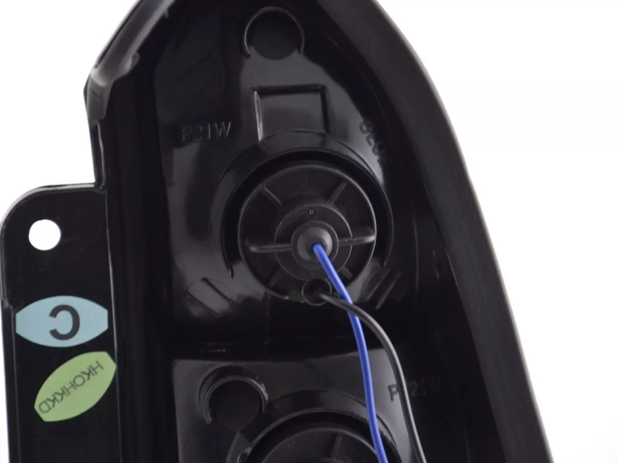 LED Rückleuchten Set Ford Focus Turnier DNW Bj. 98-04 chrom für Rechtslenker