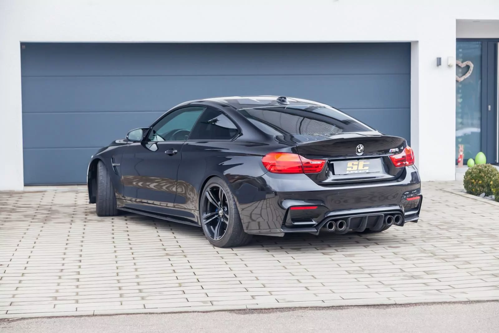 ST Gewindefahrwerk ST XTA  (härteverstellbar mit Stützlager) BMW 4er Coupe (F32, F82) 3C, M3, M3 GTS 07/2013-
