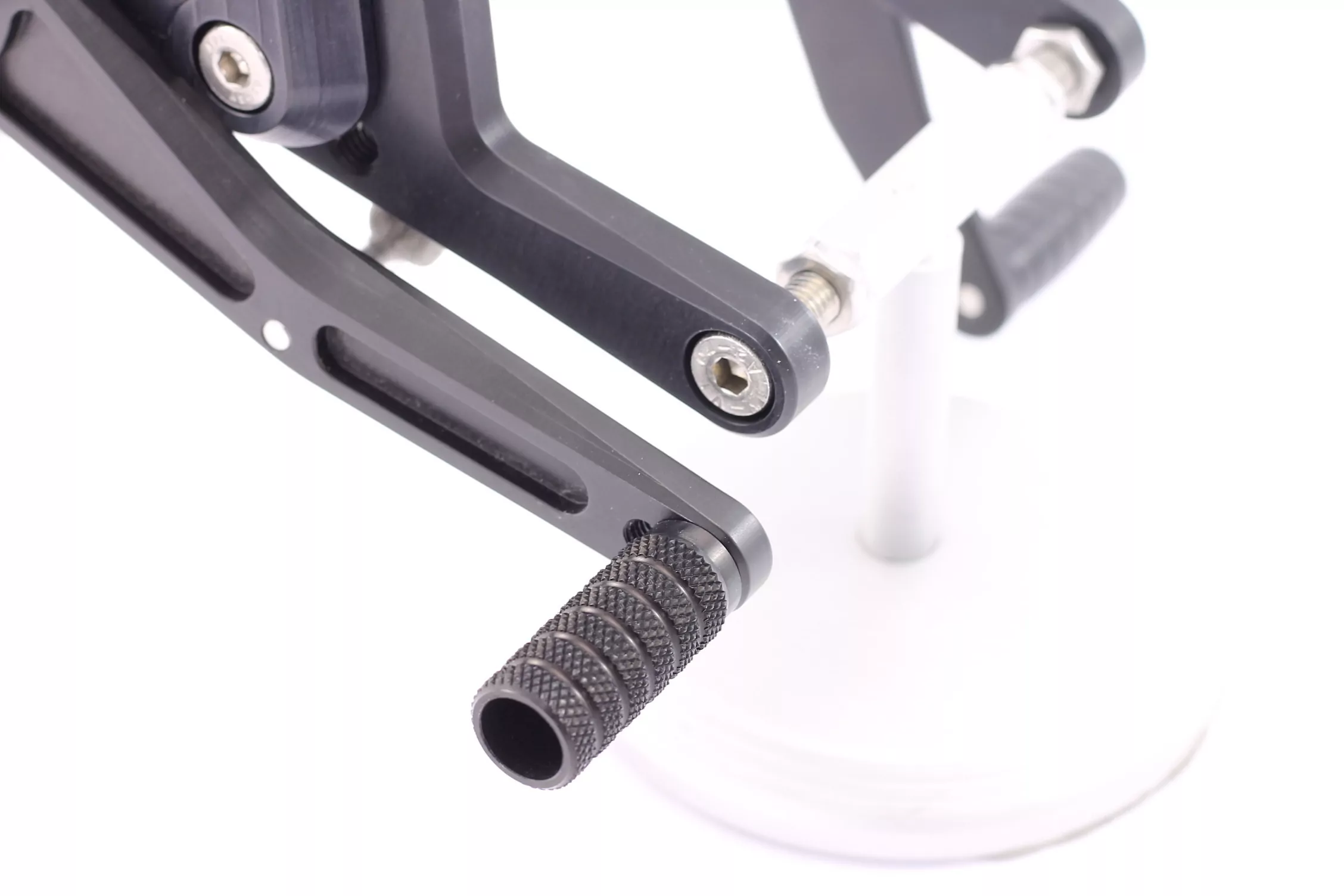 MG Biketec Sportfussrastenanlage / Rastenanlage / Fußrastenanlage mit ABE, gültig in D - A - CH für Kawasaki ZX-6R ab 2009