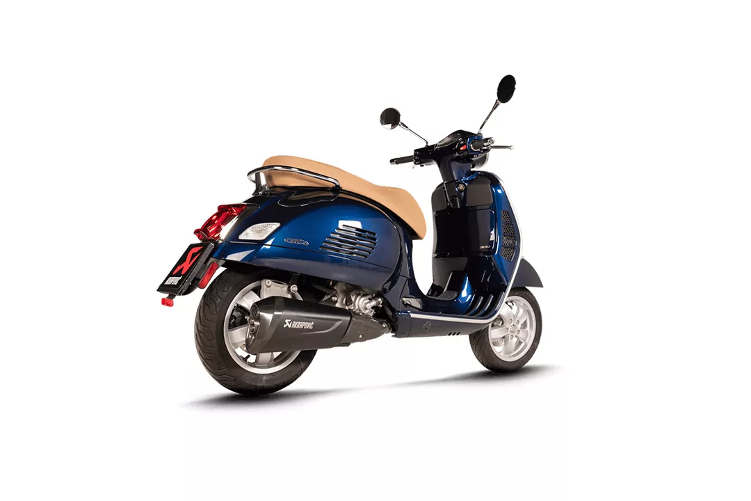 Akrapovic Slip-On Line (SS) Auspuff für Vespa GTS 300 / Sei Giorni 300 II / HPE 2021-