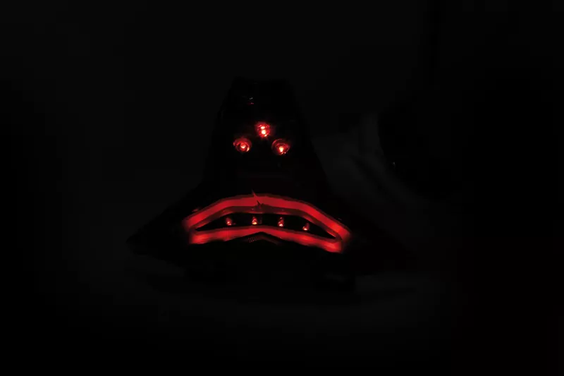 SHIN YO LED Rücklicht für KAWASAKI Z 1000, ZX 10 R E-geprüft