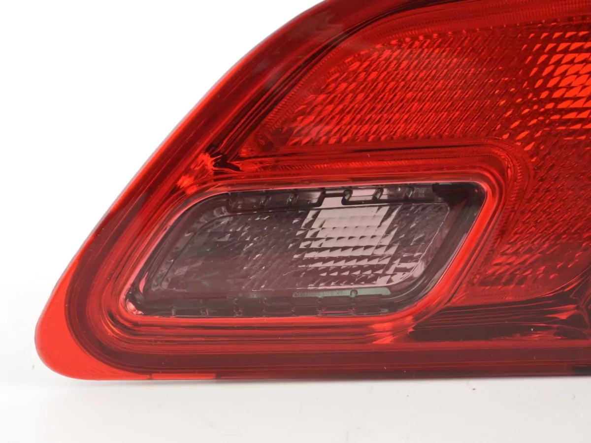 Verschleißteile Rückleuchte rechts Opel Astra J 5-türig Bj. 09-12 rot