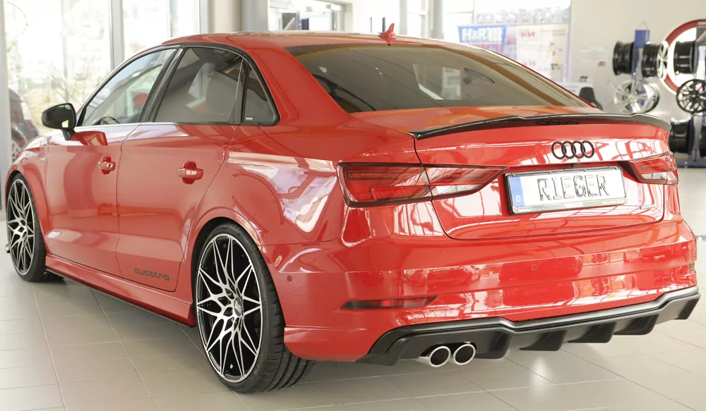 Rieger Heckeinsatz für Audi A3 (8V) - 5-tür. (Limousine 8VS) 09.16- (ab Facelift) carbon optik