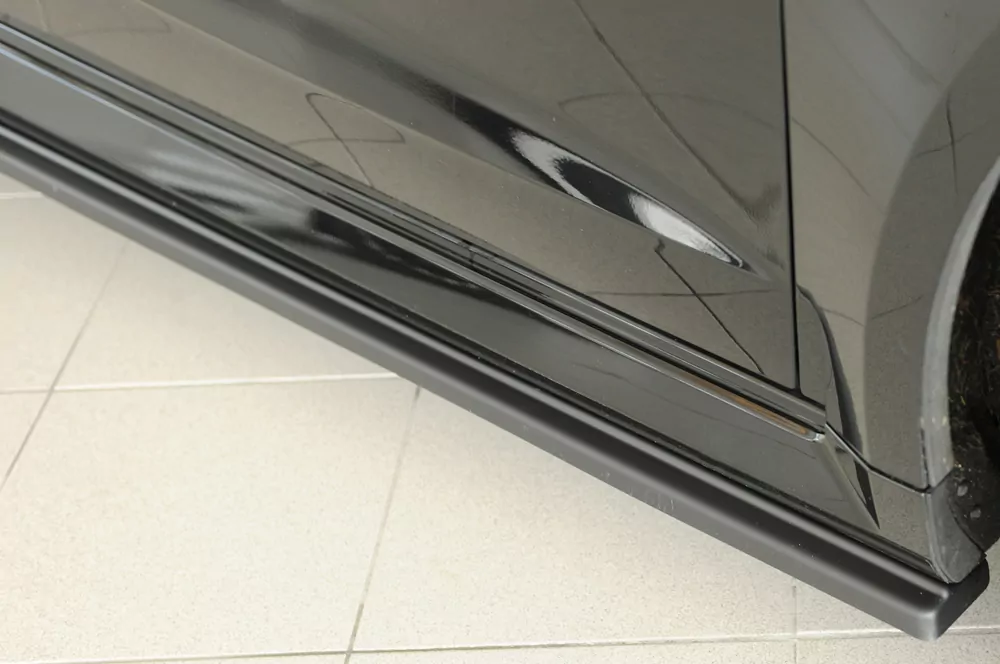 Rieger Seitenschweller rechts ansatz matt schwarz für Audi RS3 (8V) 5-tür. (Sportback 8VA / 8VF) 02.17- (ab Facelift)