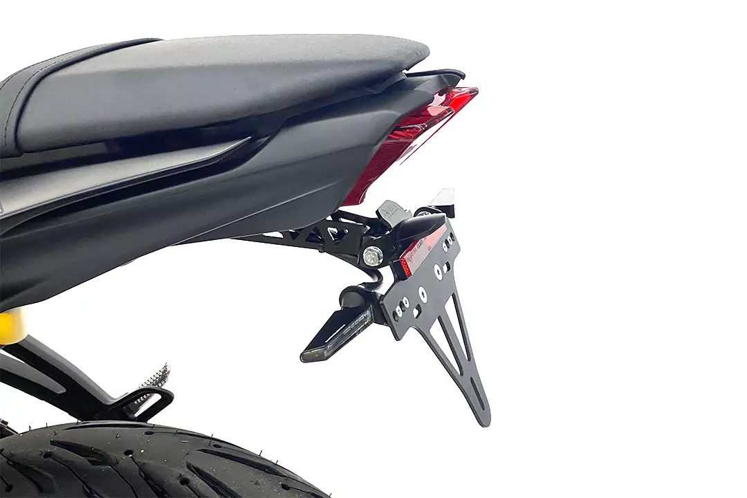 alpha Technik Kennzeichenhalter für Yamaha MT-07, TYP RM33, RM34, Modelljahr 2021-