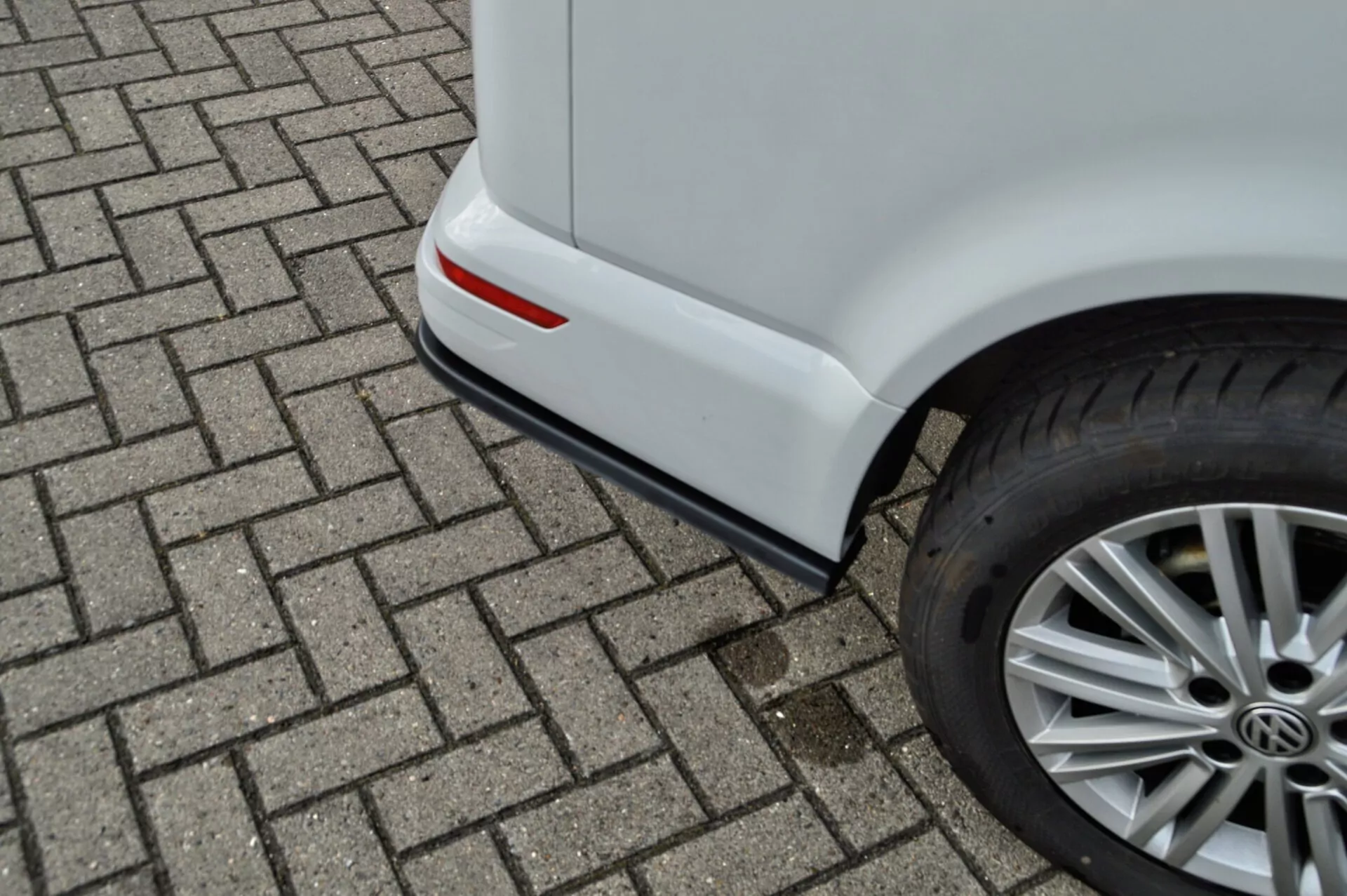 Heckansatz 2 tlg. für VW Bus T5