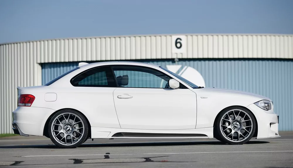 Rieger Spoilerstoßstange für BMW 1er E87  (187 / 1K2/1K4) | 4-tür. 09.04-08.11 für flache Version der SWRA