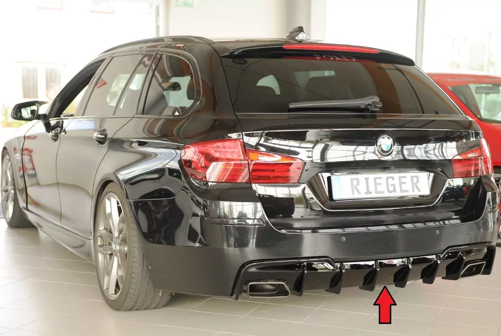 Rieger Heckeinsatz (für Fzg. mit AHK) glanz schwarz für BMW 5er F11  (5K) Touring 09.10-06.13 (bis Facelift)