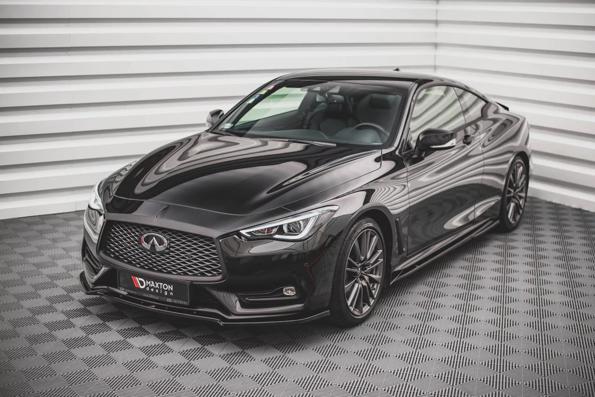 Front Ansatz Für Infiniti Q60 S Mk2 Schwarz Hochglanz