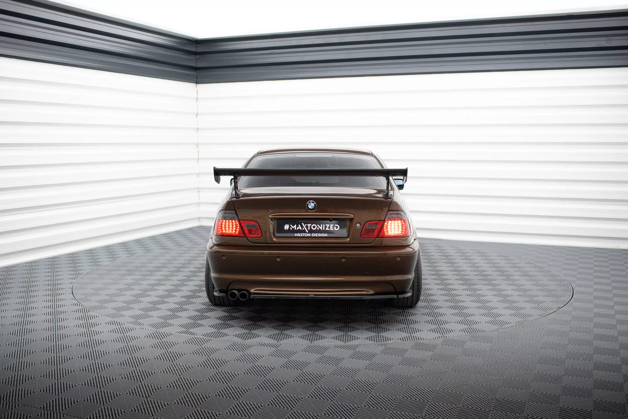 Carbon Spoiler With External Brackets Uprights  BMW 3er Coupe E46