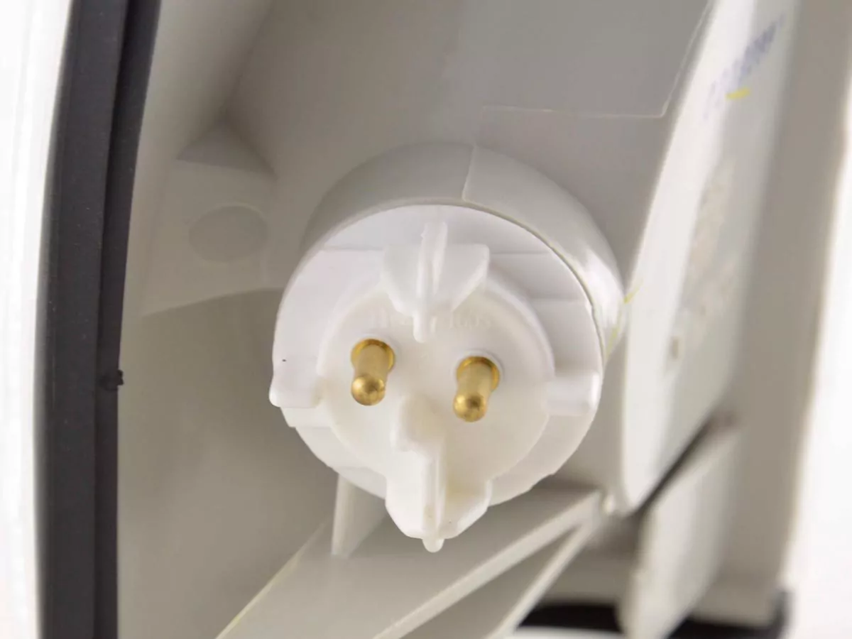 Frontblinker Blinker rechts Mercedes Benz C-Klasse (Typ W201) Bj. 82-93 weiß