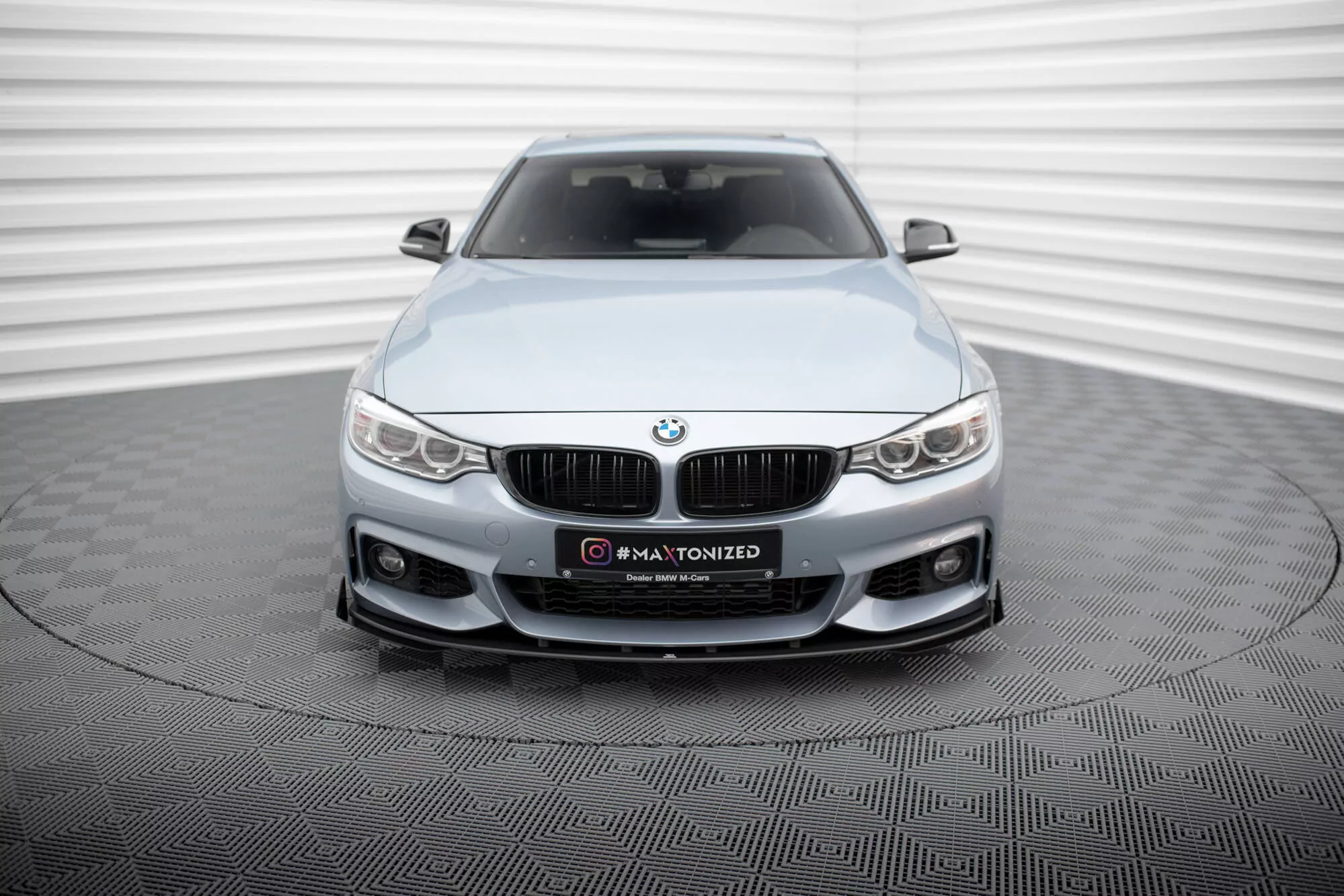 Street Pro Front Ansatz Für +Flaps Für + Flaps BMW 4er Coupe / Gran Coupe / Cabrio M-Paket F32 / F36 / F33  Schwarz Hochglanz