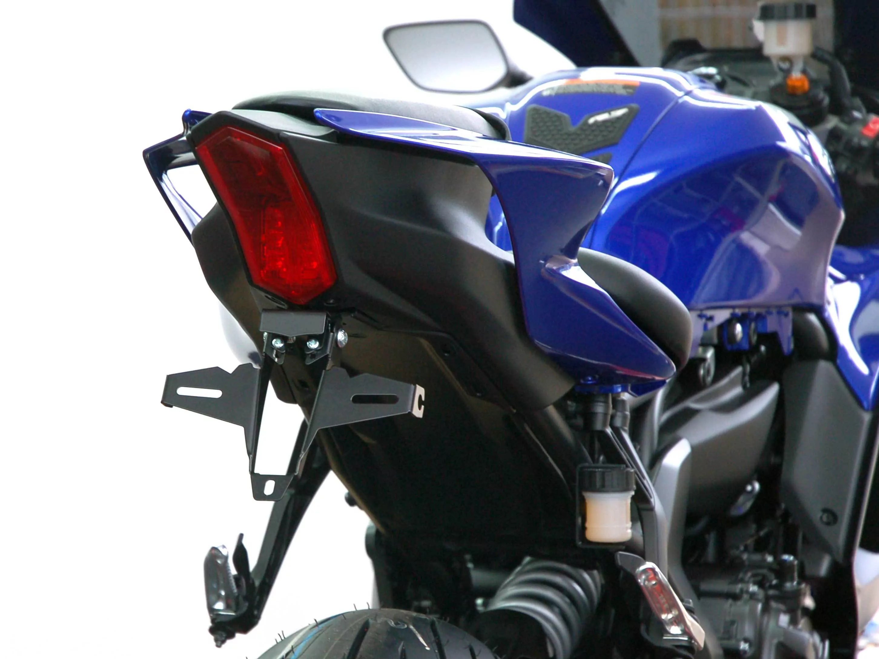 Kennzeichenhalter IQ1 für Yamaha R7 (2022-2023)