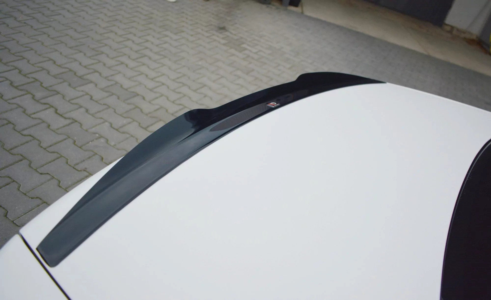 Spoiler CAP Passend Für Passend Für MASERATI QUATTROPORTE MK5 FL Schwarz Hochglanz Schwarz Hochglanz