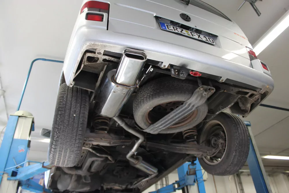 VW T4 - Frontantrieb - Bus/ Transporter/ Multivan/ Caravelle  Endschalldämpfer - 160x80 Typ 53