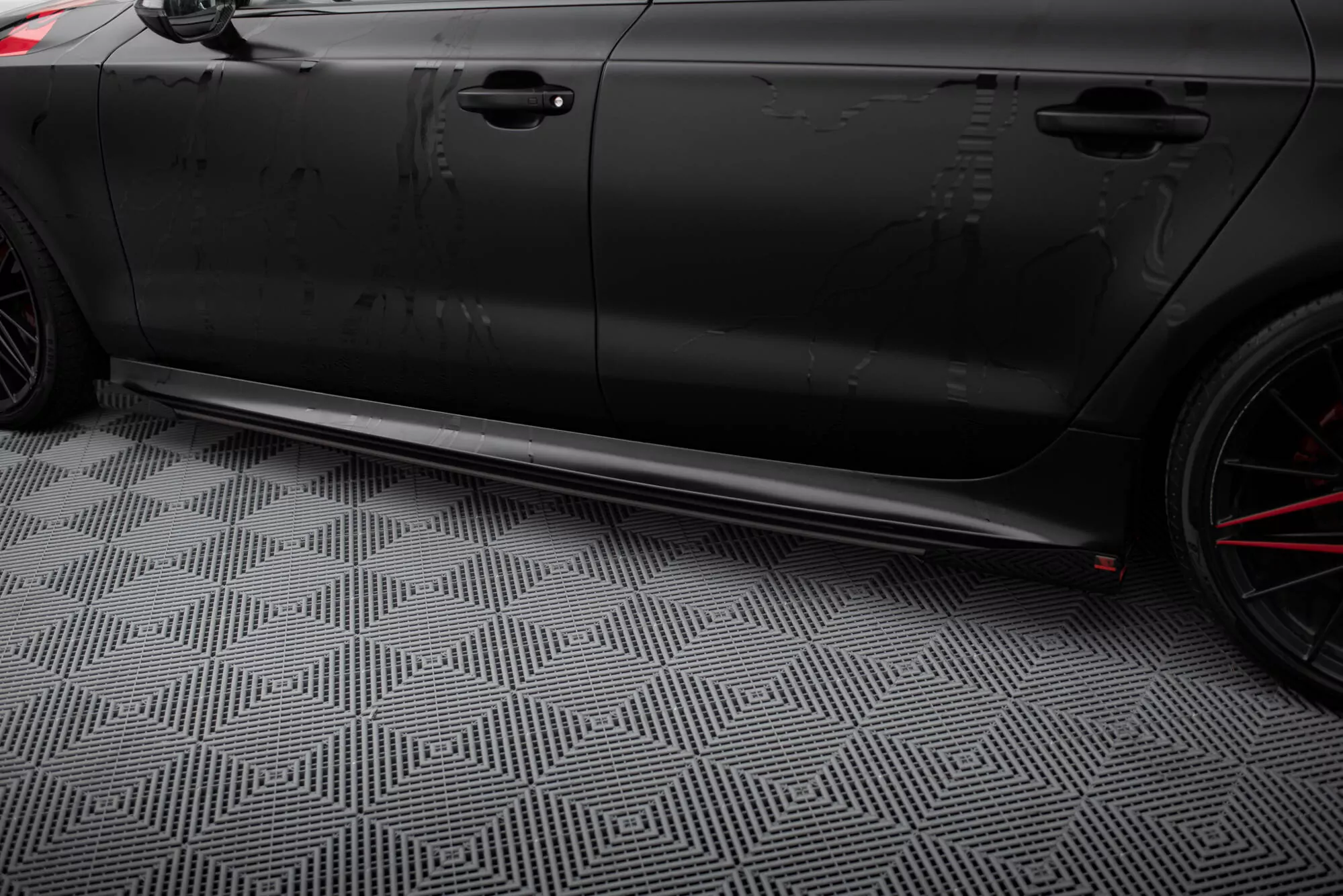 Street Pro Seitenschweller Ansatz Für + Flaps Audi A7 S-Line / S7 C7 Schwarz Hochglanz