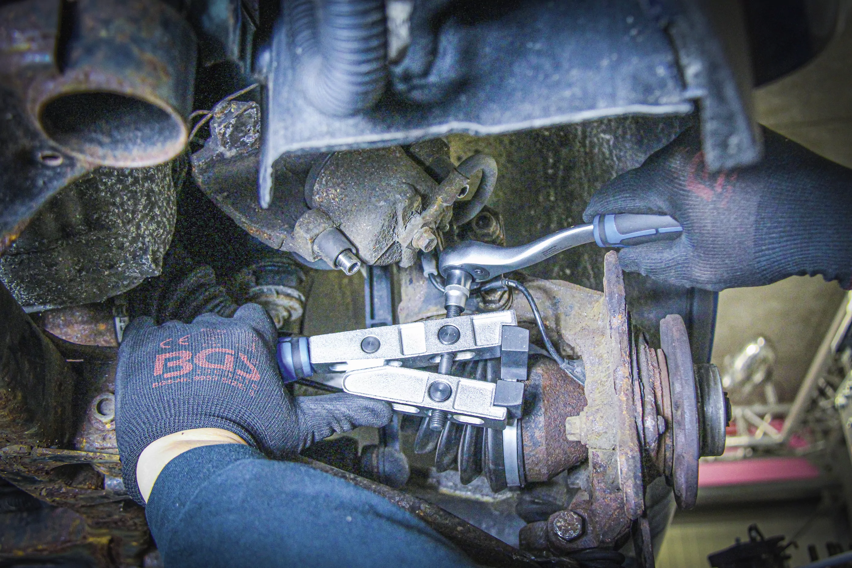 Achsmanschetten-Klemmen-Zange | Drehmomentbetrieb | 90° abgewinkelt