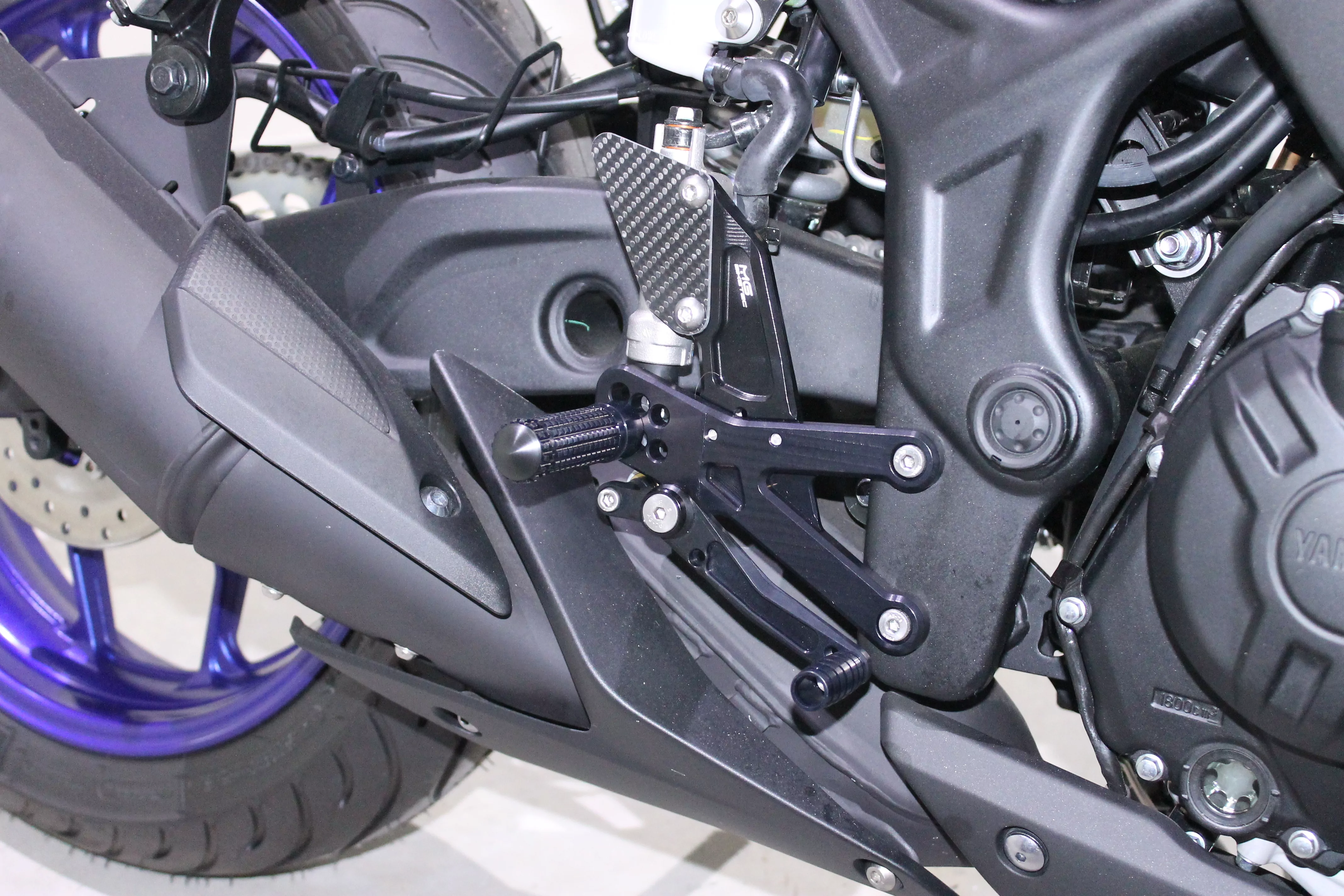 MG Biketec Sportfussrastenanlage / Rastenanlage / Fußrastenanlage mit ABE, gültig in D - A - CH für Yamaha YZF-R25 ab 2015-2016