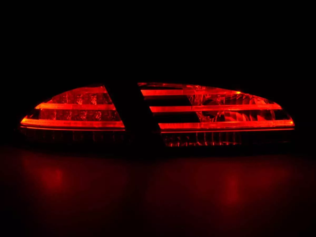 LED Rückleuchten Set Seat Leon Typ 1P Bj. 05-09 rot/klar