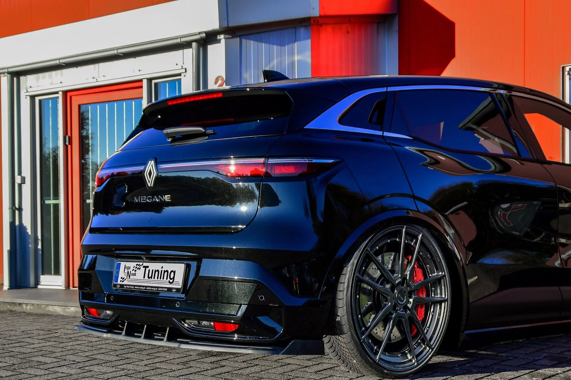 Heckansatz mit Wings aus ABS für Renault Megane E-Tech Elektric RCB