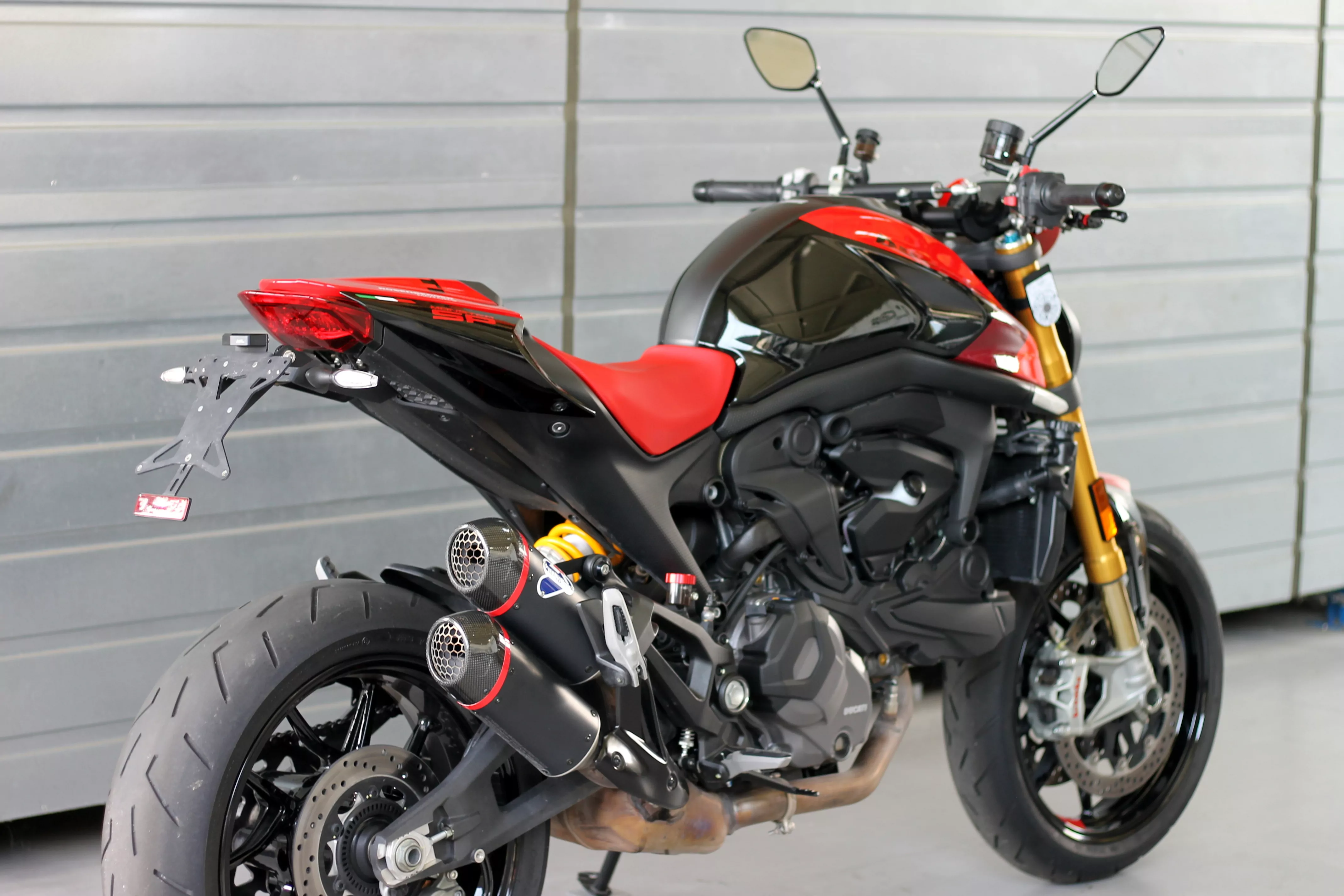 MG Biketec Kennzeichenhalter für Ducati Monster / Monster+ 937 (950) ab 2021