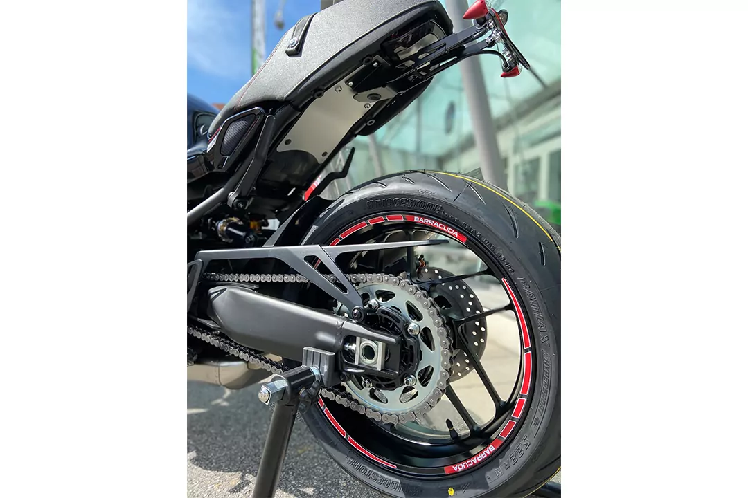 Barracuda RED EDITION Umbau-Kit für Yamaha XSR900 Modelljahr 2022-