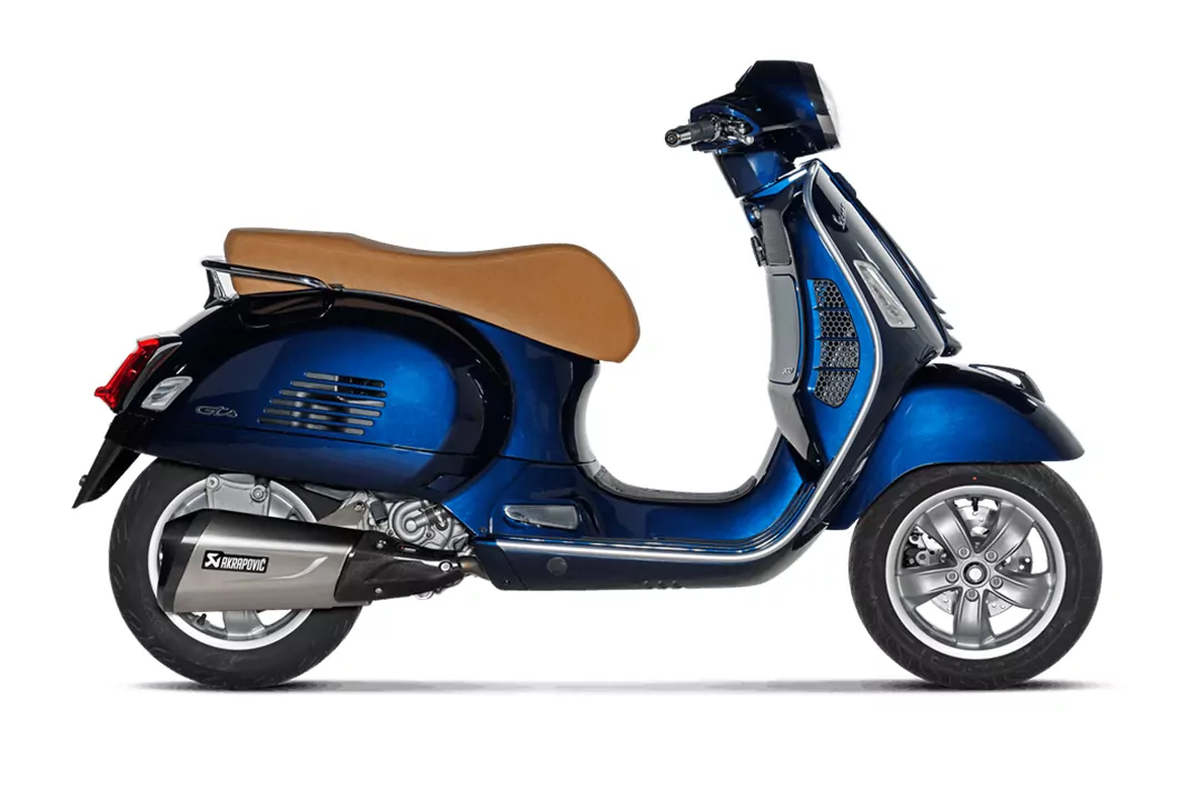 Akrapovic Slip-On Line (SS) Auspuff für Vespa GTS 300 / Sei Giorni / TECH 2021-