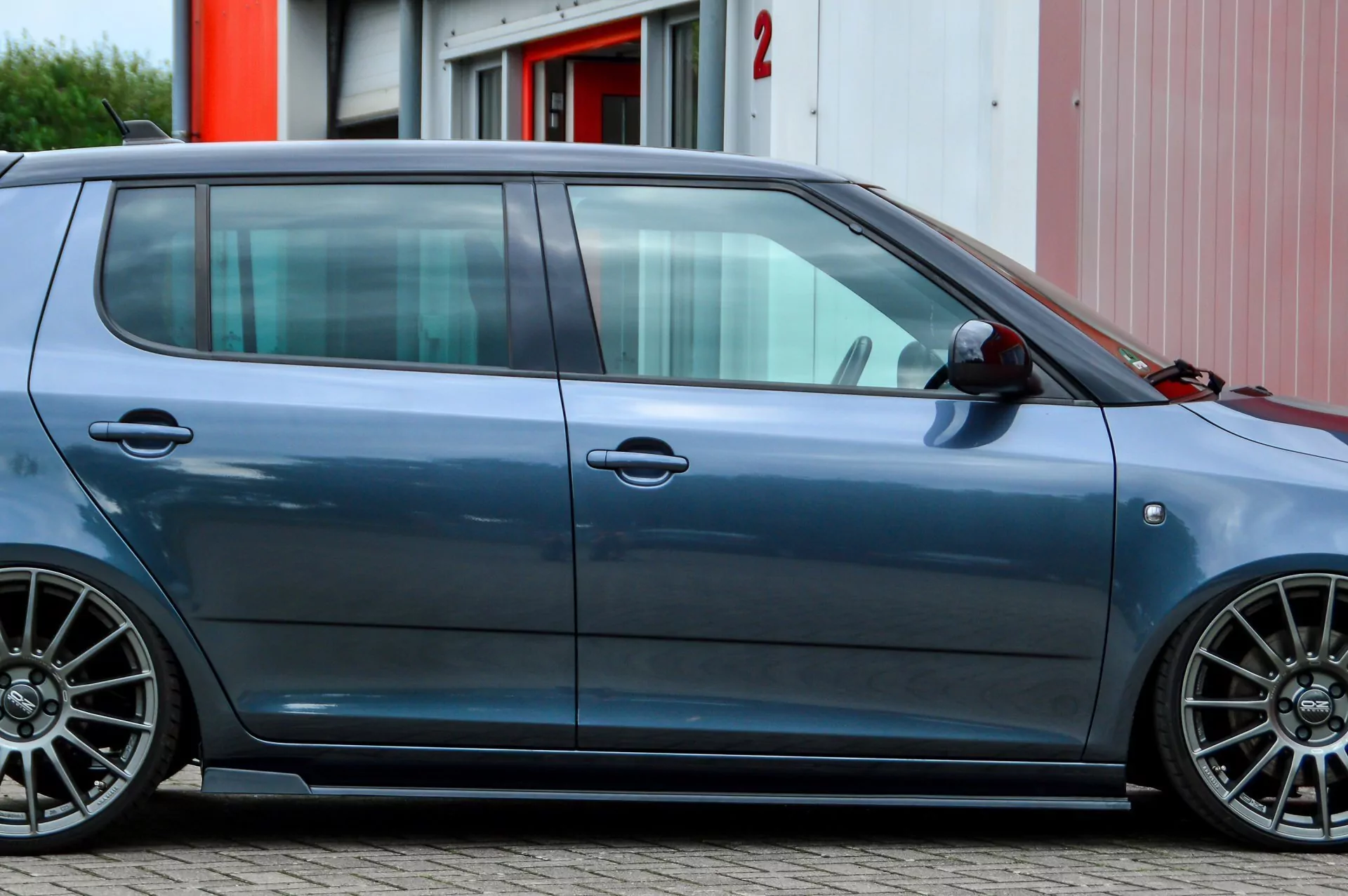 CUP Seitenschweller mit Wing für Skoda Fabia RS 5J