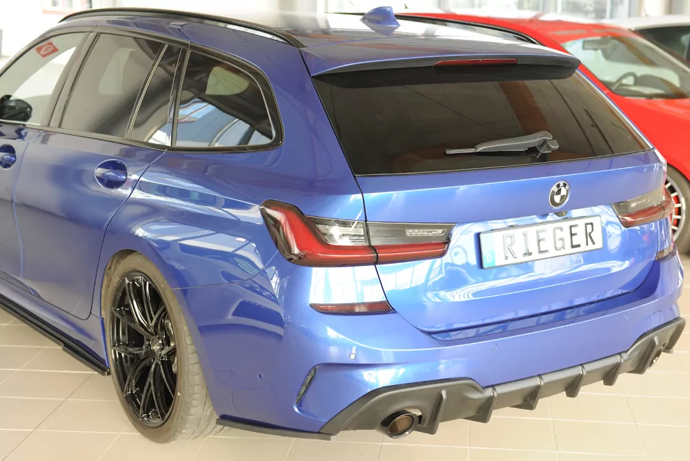 Rieger Heckeinsatz (für Fzg. mit AHK) matt schwarz für BMW 3er G21  (G3K) Touring 03.19-06.22 (bis Facelift)