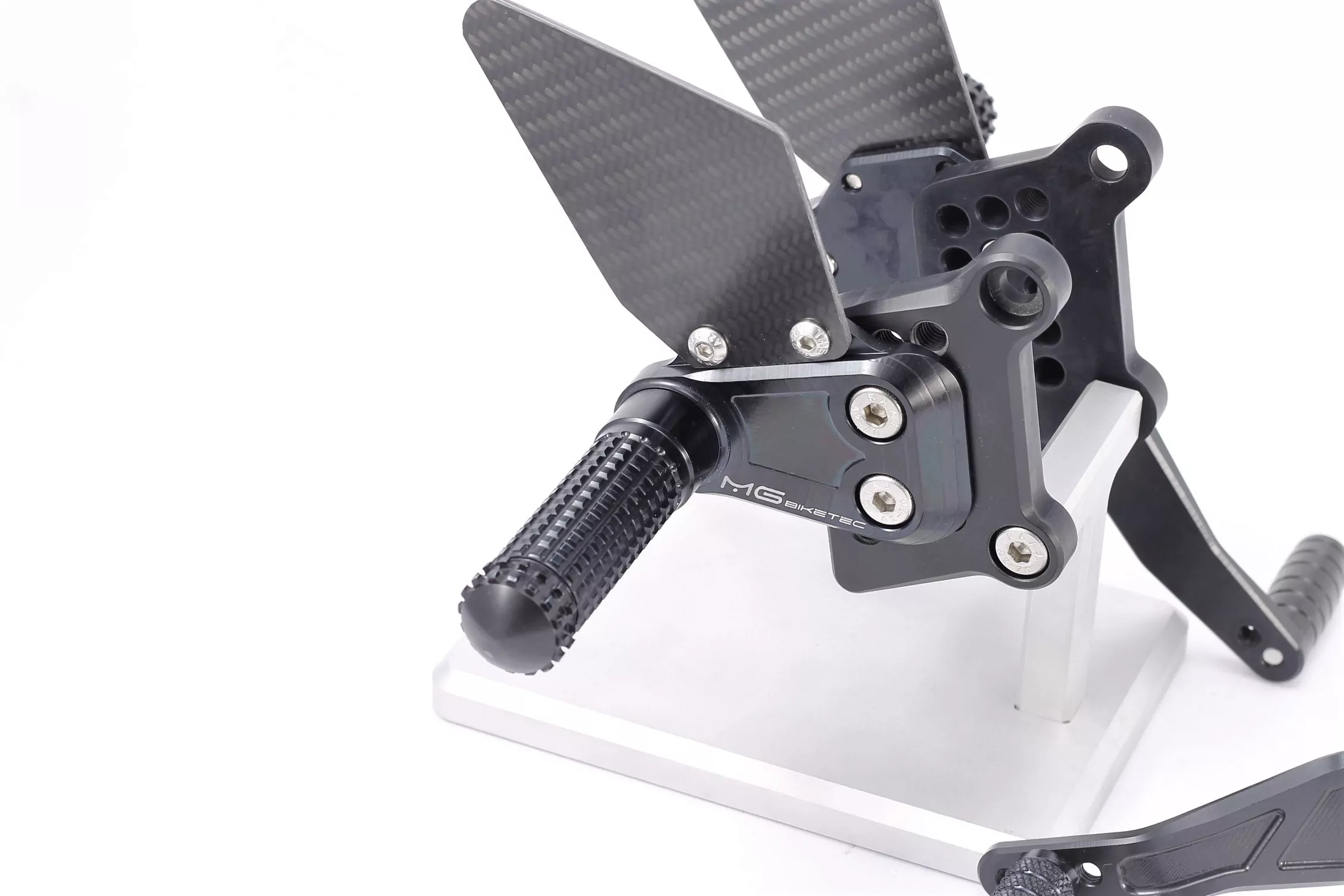 MG Biketec Sportfussrastenanlage / Rastenanlage / Fußrastenanlage mit ABE, gültig in D - A - CH für Ducati 748 ab 1995-1997