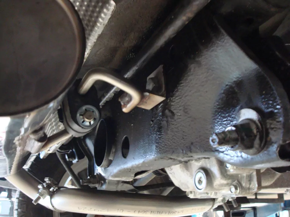 Dacia Duster 4x4 Facelift  Endschalldämpfer quer Ausgang rechts/links - 145x65 Typ 59 rechts/links