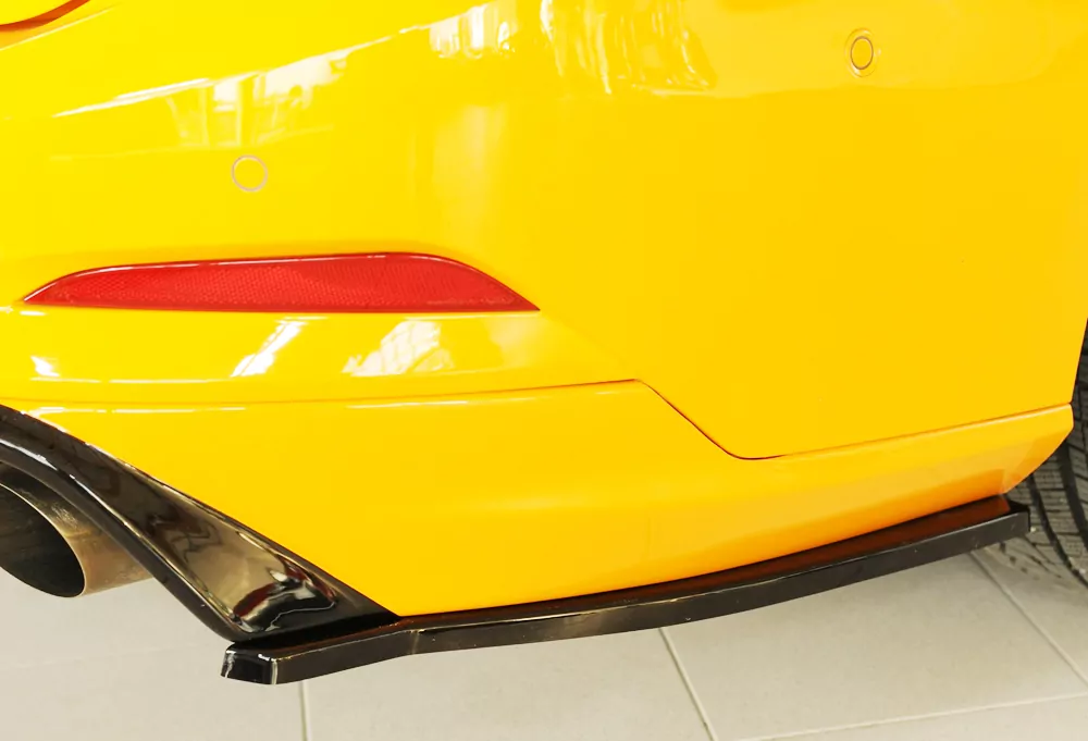 Rieger Heckschürzenansatz seitlich rechts glanz schwarz für Ford Focus 4 ST (DEH) 5-tür. (Turnier) 04.22- (ab Facelift)