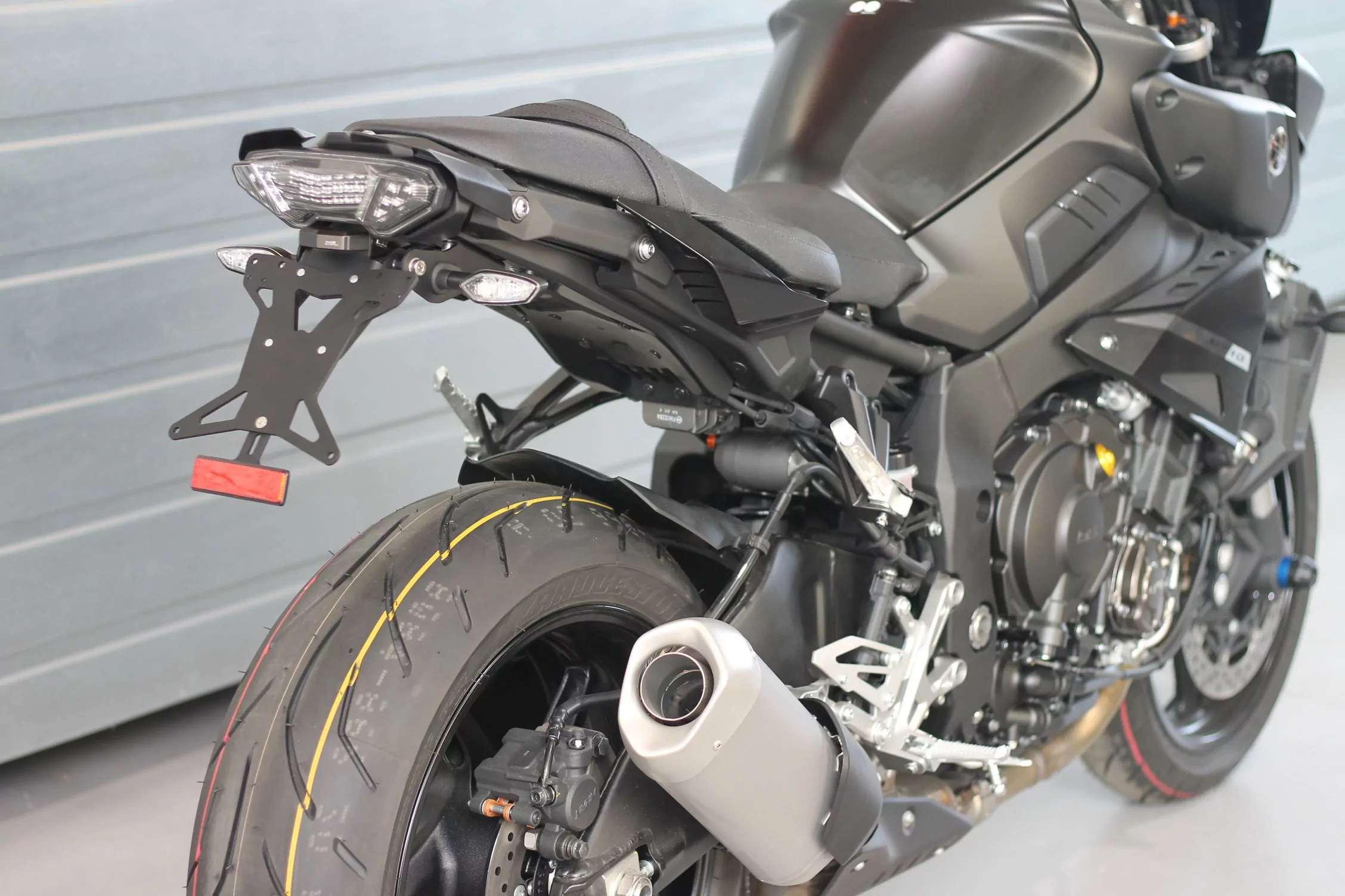 MG Biketec Kennzeichenhalter für Yamaha MT-10 / SP ab 2016-2021