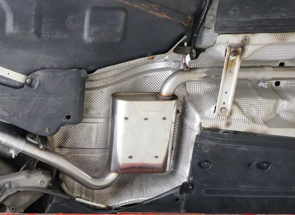 Audi A4 - B6/B7 (2,0l + 1,9l TDI)  Vorschalldämpfer