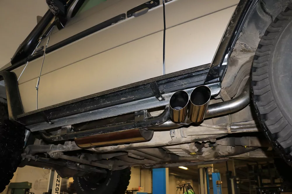 Mercedes G-Klasse Cabrio - 463 (ohne Trittbrett)  Endschalldämpfer Ausgang seitlich  - 2x80 Typ 14