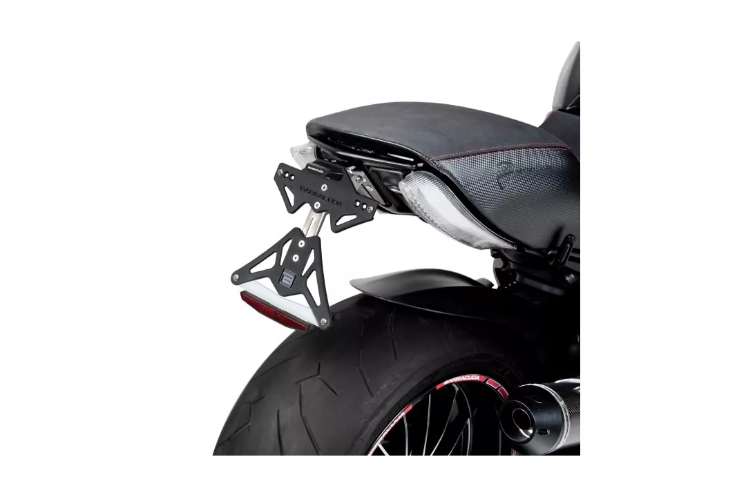 Barracuda Kennzeichenhalter für Ducati Diavel 2014 - 2016 und 2017 - 2018
