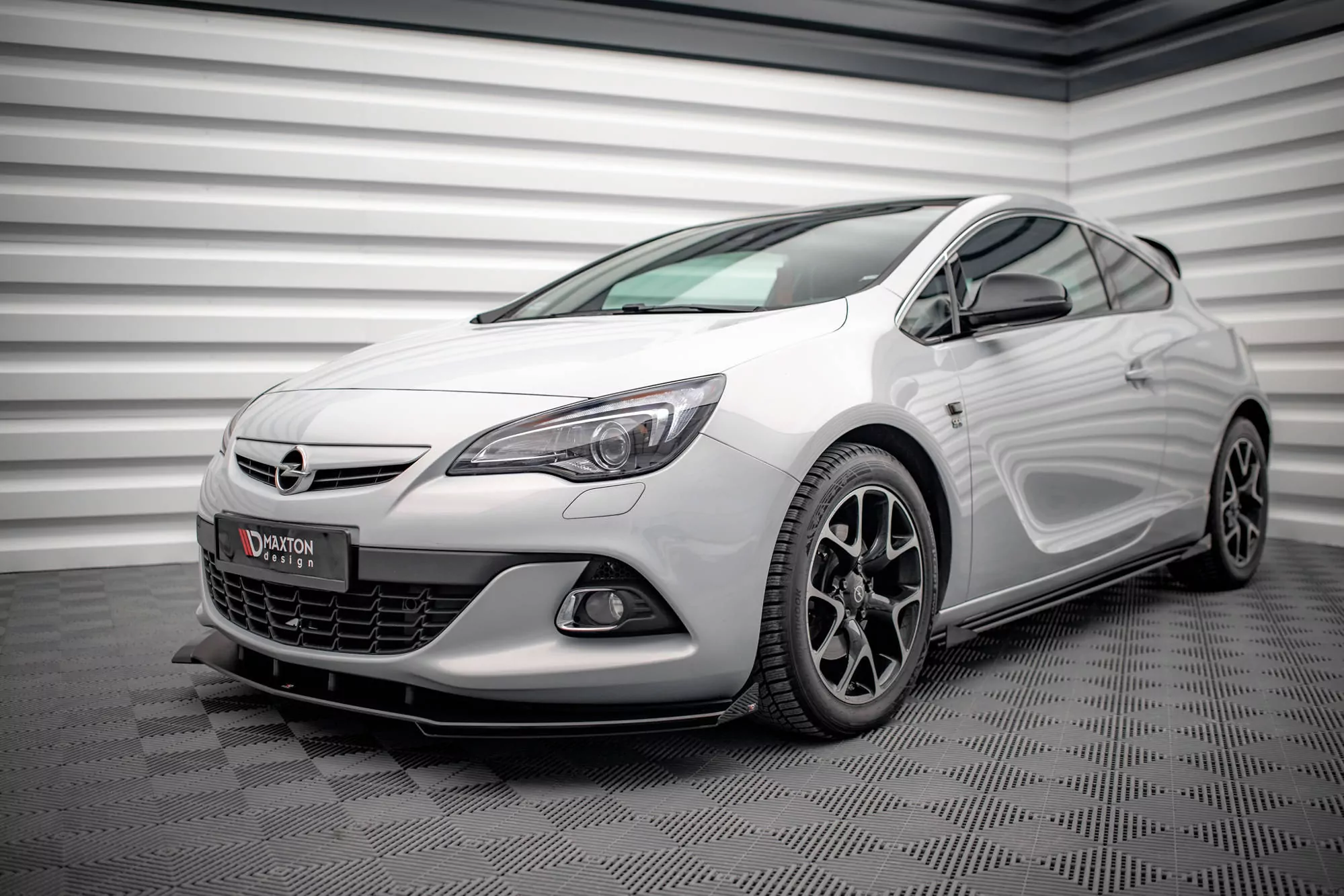 Front Stoßstange Flaps Für Opel Astra GTC OPC-Line J Schwarz Hochglanz