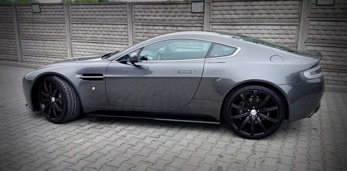 Seitenschweller Passend Für Passend Für ASTON MARTIN V8 VANTAGE Schwarz Hochglanz Schwarz Hochglanz