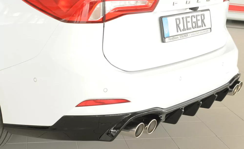 Rieger Heckeinsatz glanz schwarz für Ford Focus 4 ST (DEH) 5-tür. (Turnier) 04.22- (ab Facelift)